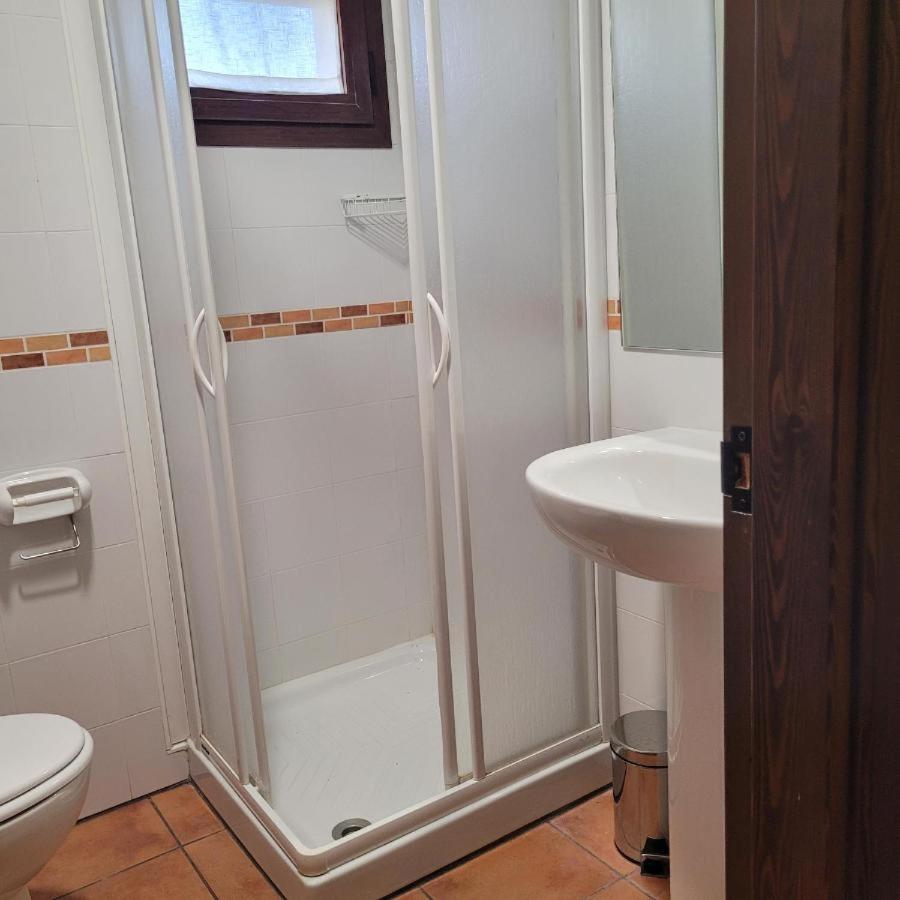 Hostal La Vega Peralejos Εξωτερικό φωτογραφία